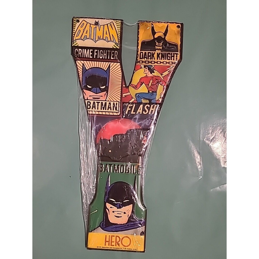 SUPERHERO MARVEL / DC COMICS BATMAN / Flash COLLECTIBLE METAL LETTER Y